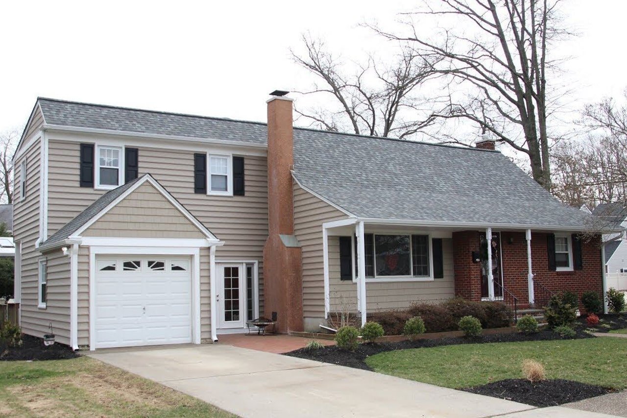 Haddonfield house with new vinyl siding